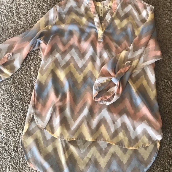 Colorful blouse - Picture 3 of 8